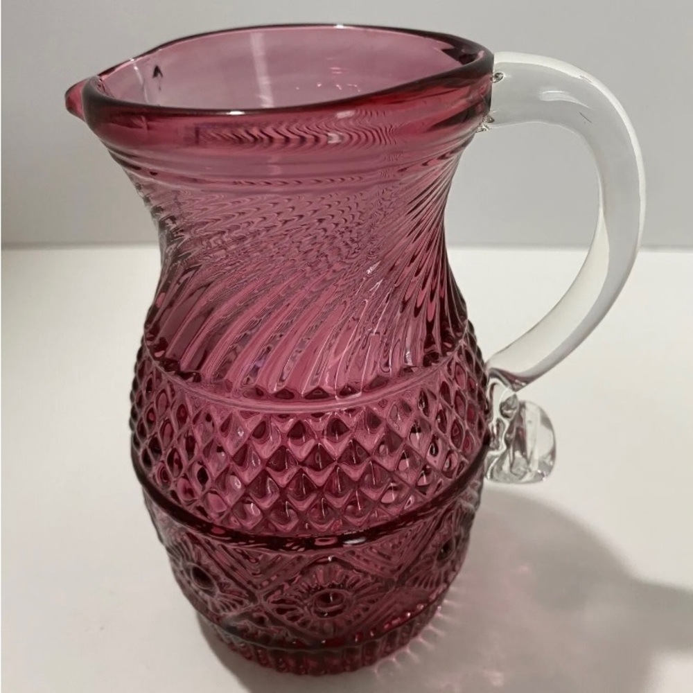 Bennington Pattern Pilgrim Art Glass Hand Blown 4 1/2" Creamer/Pitcher